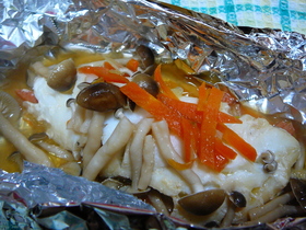 たらとしめじのホイル焼き