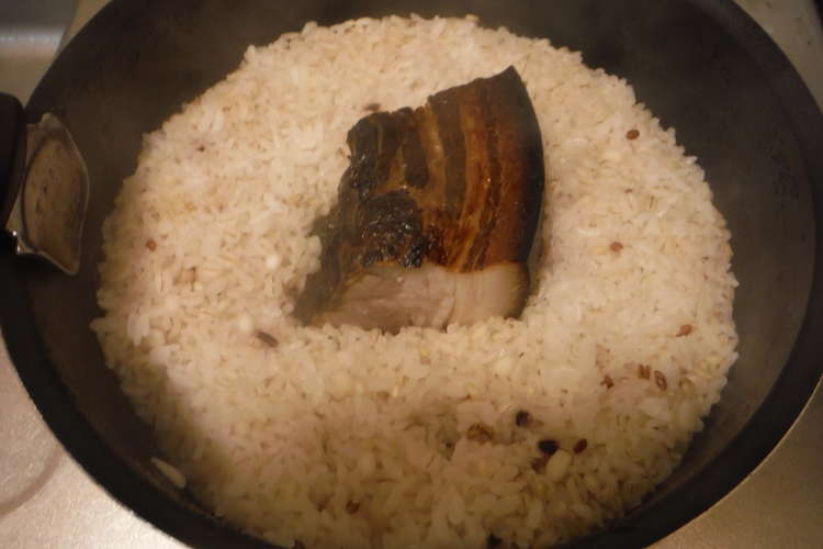 男のベーコン炊き込みご飯 レシピ 作り方 By マンギー クックパッド