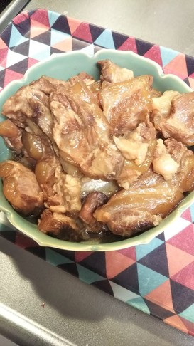 パイカ(豚軟骨)の圧力鍋煮込み
