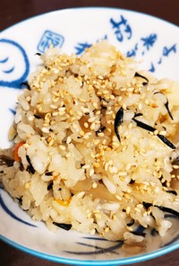 ７P惣菜アレンジ ひじきの炊き込みご飯