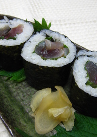 しめサバの海苔巻き寿司