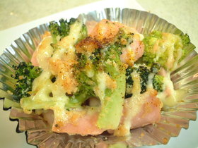 おさかなソーセージのにんにく明太焼き