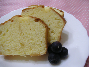 レモンバターケーキの画像