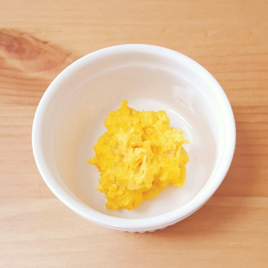 【離乳食 中期】野菜ミックス入り炒り卵の画像
