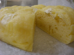 懐かしい味☆クリームチーズ蒸しケーキ