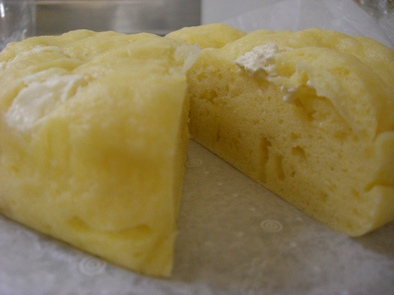 懐かしい味☆クリームチーズ蒸しケーキの写真