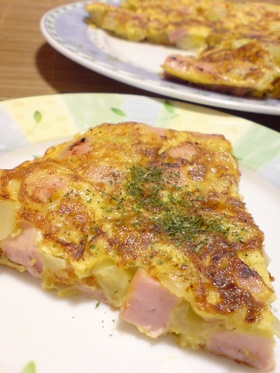 お魚ソーセージと ポテトのチーズオムレツ