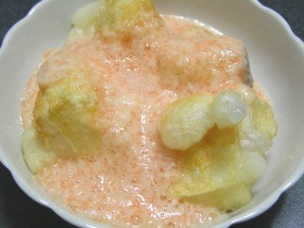 揚げ餅のめんたいとろろがけ