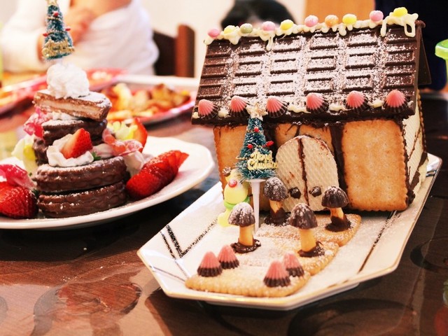 簡単かわいいクリスマスはお菓子の家で レシピ 作り方 By さるマダム クックパッド 簡単おいしいみんなのレシピが357万品 簡単かわいいクリスマスはお菓子の家で レシピ 作り方 By さるマダム クックパッド 簡単おいしいみんなのレシピが357万品