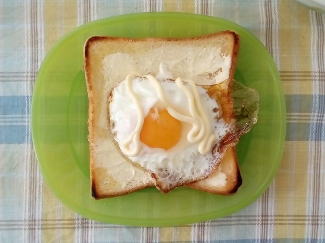 冷凍パンめだま焼きのせ レシピ 作り方 By どんぐり 彡 クックパッド 簡単おいしいみんなのレシピが360万品