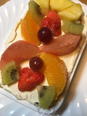 市販のアイスでケーキ