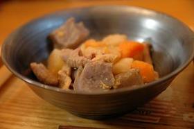 活力鍋でもつ煮込み