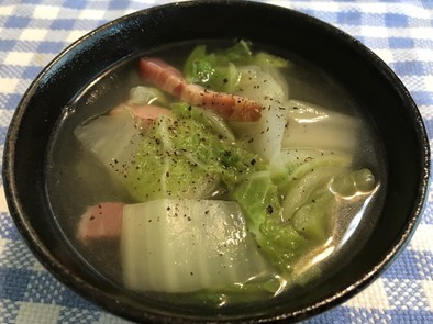 白菜たっぷり+ベーコンの食べるスープ＊の写真