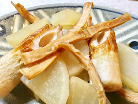 ✿大根とあたりめの煮物✿