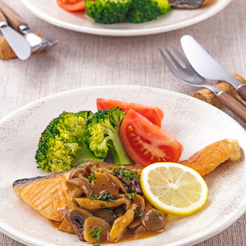 みんなが作ってる サーモンムニエル 付け合せのレシピ クックパッド 簡単おいしいみんなのレシピが349万品