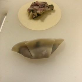 ✨かんたんな餃子の包み方✨