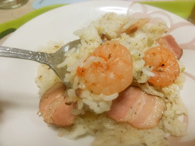エビとベーコンのピラフ 洋食屋さんの味