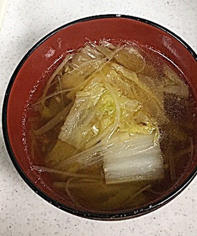 白菜の中華風スープの写真