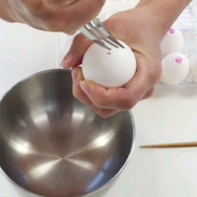たまごの中身を抜く方法 レシピ 作り方 By イセ食品 公式 クックパッド 簡単おいしいみんなのレシピが373万品