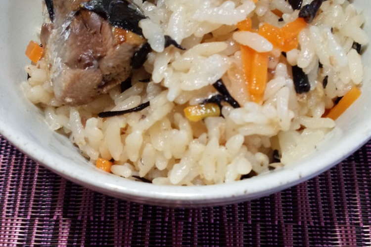 さんま缶で 簡単炊き込みご飯 レシピ 作り方 By バーバmaki クックパッド 簡単おいしいみんなのレシピが351万品