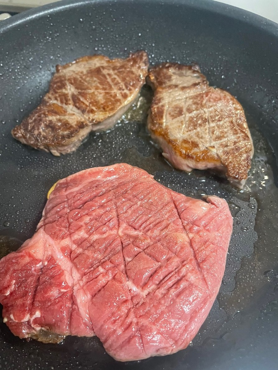 美味しいステーキの焼き方の画像