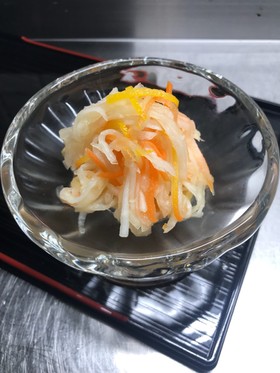一度火を通す柚子入りカンタンおなます