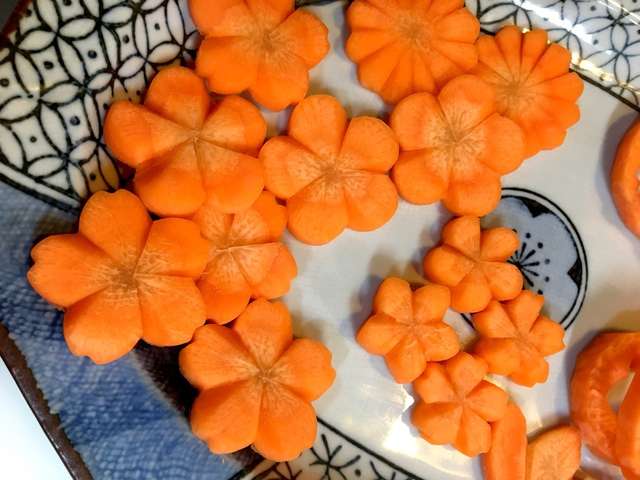 すべての美しい花の画像 綺麗な花 人参 飾り 切り