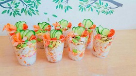 プラスチックカップで簡単!ちらし寿司