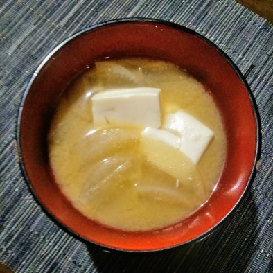 味噌汁で改善☆大根×豆腐味噌汁の写真