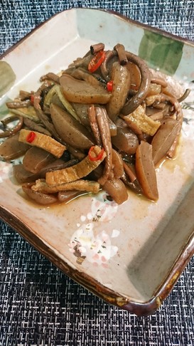 ぜんまいとこんにゃくの煮物