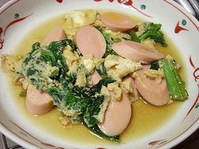菜の花とソーセージの卵とじ
