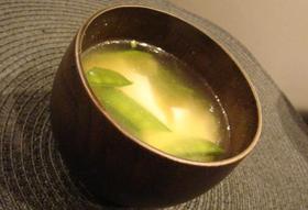 ホッとする・・・落とし卵のお吸い物