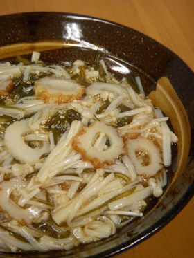 子持ちめかぶとえのき茸とちくわの和えもの