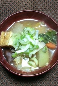 大根と厚揚げの辛味噌スープ