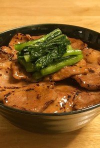 炙り豚丼