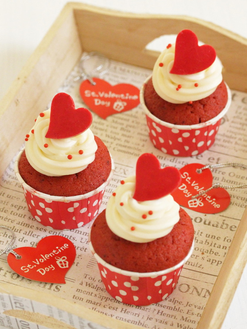 クリントン夫人のレッドベルベットカップケーキのレシピ