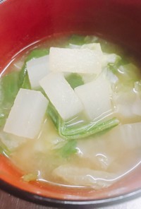 もち菜と大根と白菜のサッポロ一番お味噌汁
