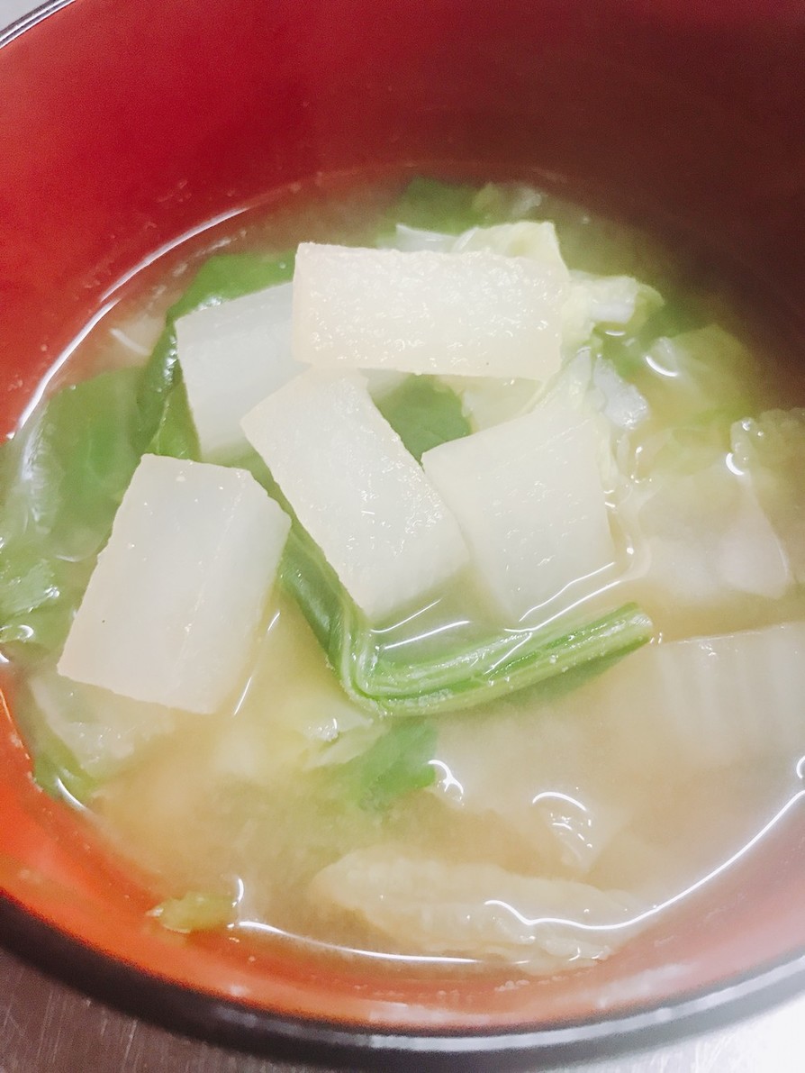 もち菜と大根と白菜のサッポロ一番お味噌汁の画像