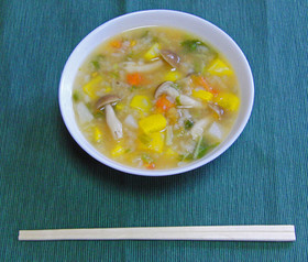 だしが美味な関西風☆洋野菜の和風おじや