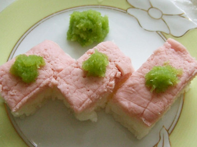 「おさかなのソーセージ」の押し寿司♪の写真