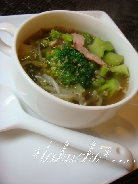 ブロッコリーの中華スープの画像