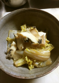 ニシ貝と白菜の煮物