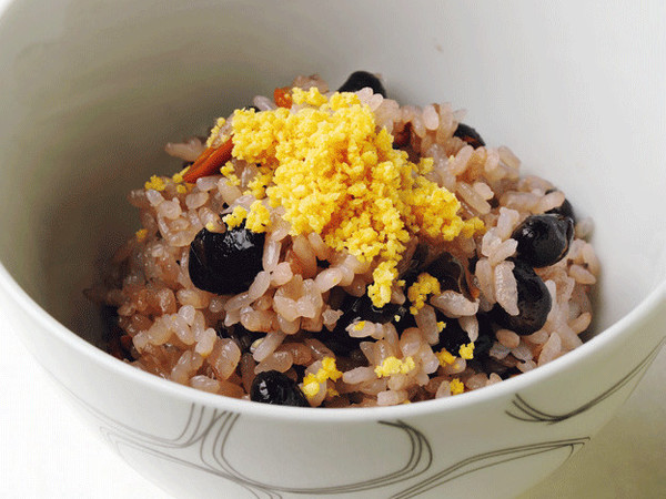 煎り黒豆ごはん