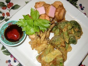 おさかなのソーセージと野菜の卵揚げ