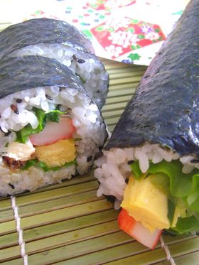 節分に…!●恵方巻(太巻き)●