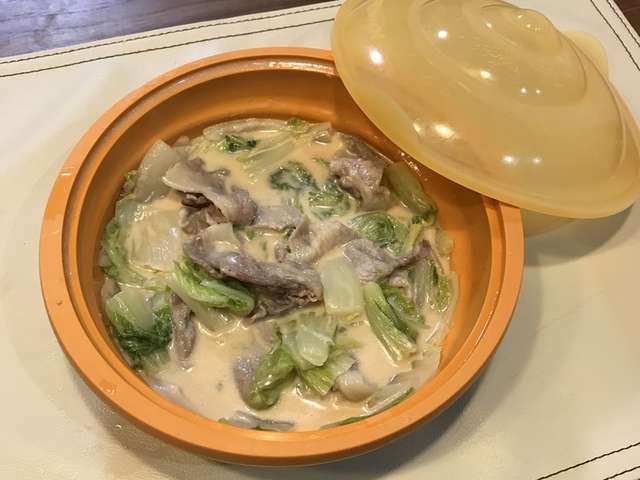 レンジで作る豚肉と白菜のミルフィーユ鍋風 By みっきパパ