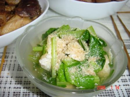 小松菜と油揚げのお浸し～薄味健康志向～の画像