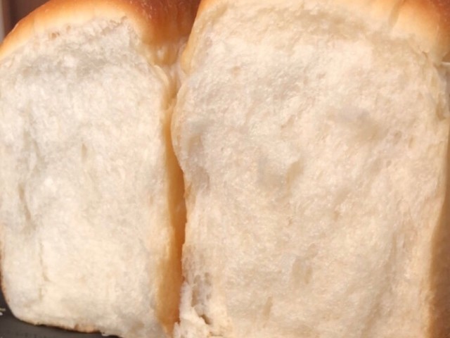 自家製酵母の食パン 定番の山食 レシピ 作り方 By Shimami クックパッド 簡単おいしいみんなのレシピが372万品