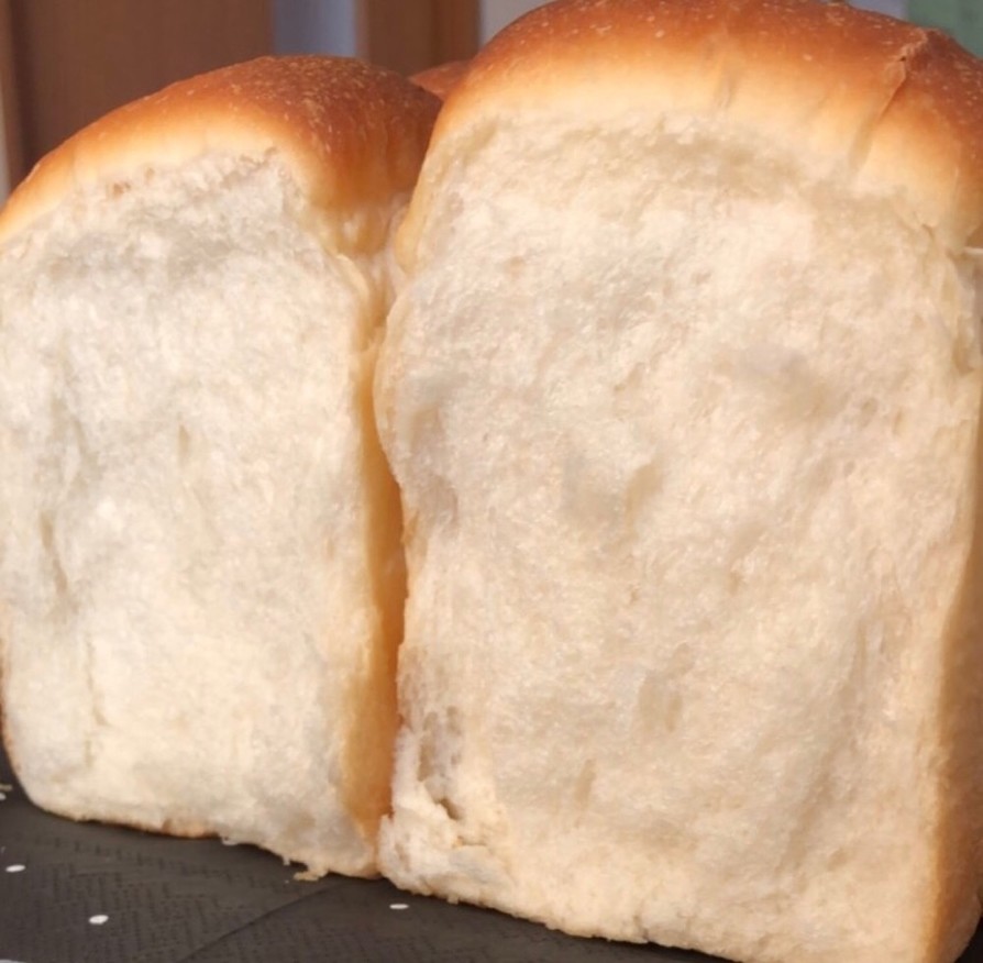自家製酵母の食パン(定番の山食)の画像
