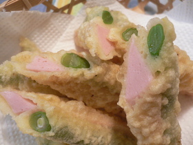 魚肉ソーセージの2色天ぷら@